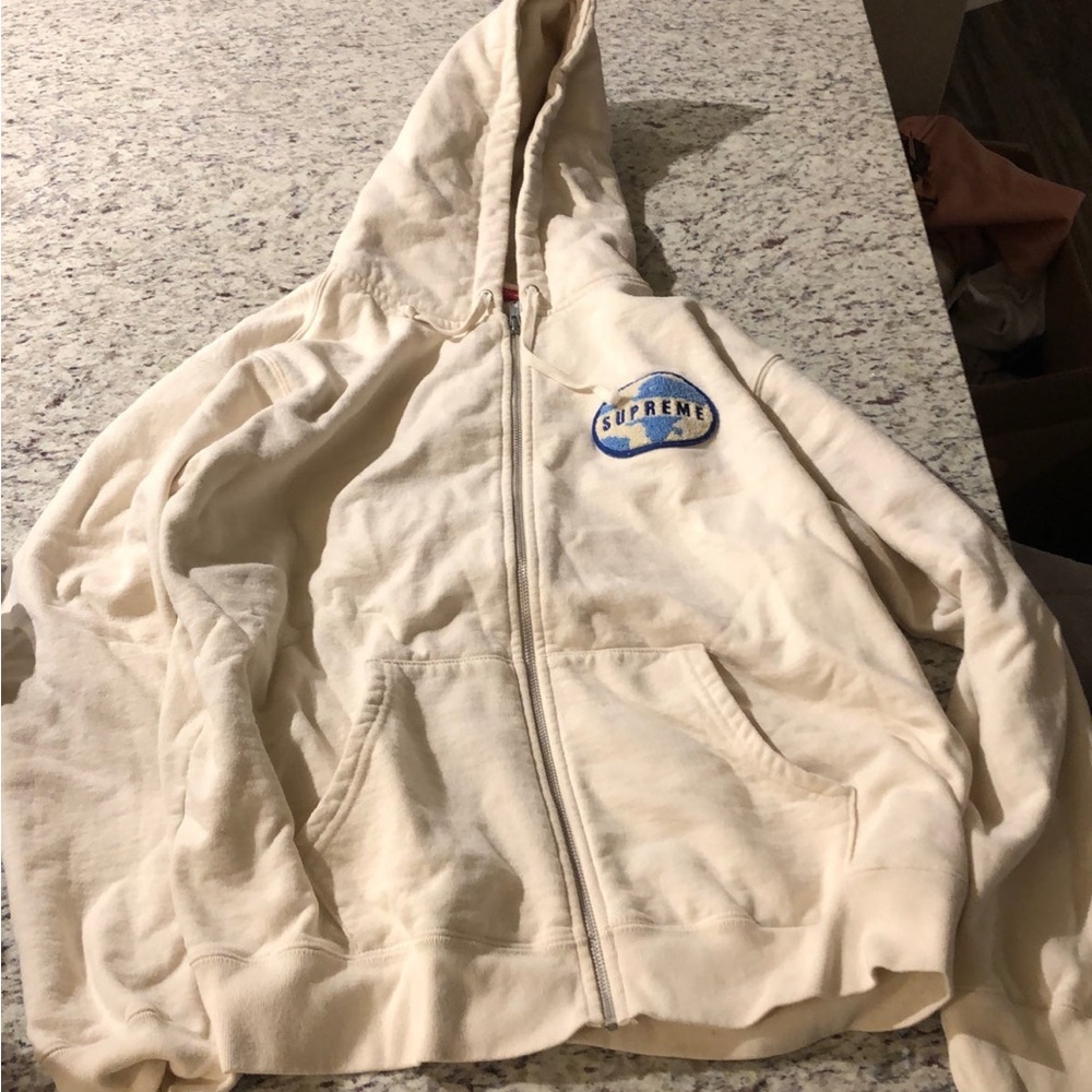 Supreme Hoodie